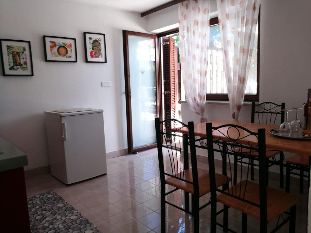 Ferienhaus Bozena Appartment 2 Vrsar Kültér fotó