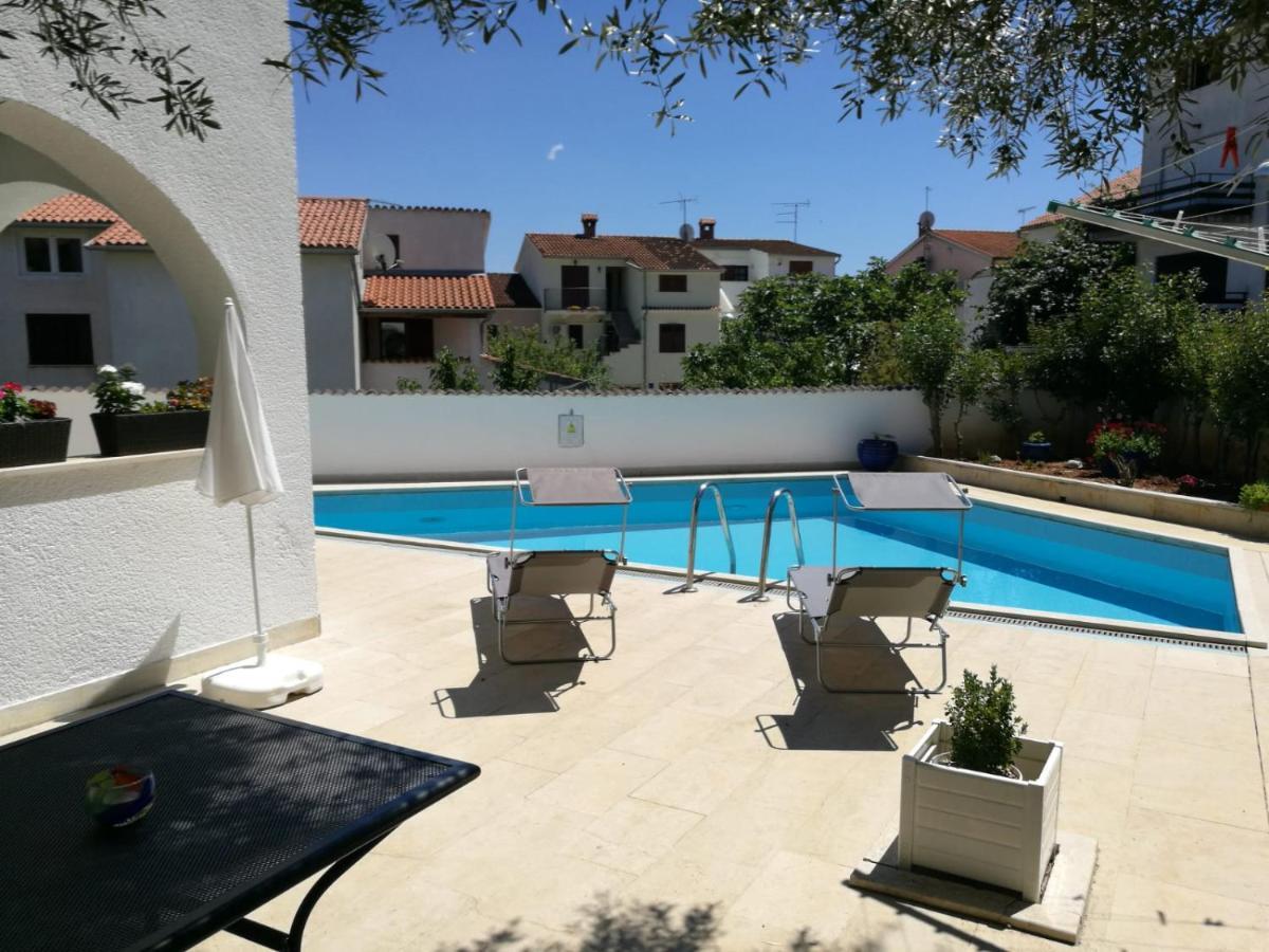 Ferienhaus Bozena Appartment 2 Vrsar Kültér fotó